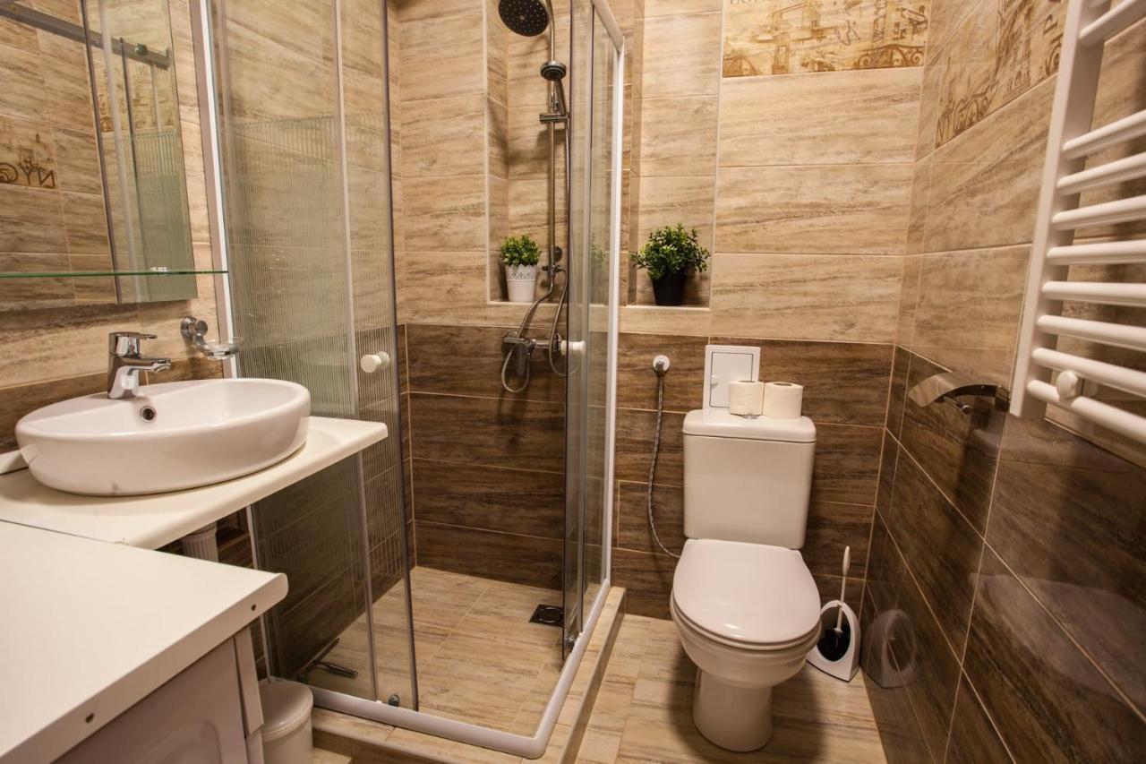 Cozy Studio In The Center For 2 People Budapest Bagian luar foto